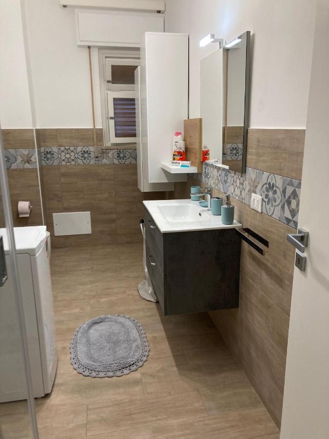 Casa Vacanze Monroe Palermo Esterno foto